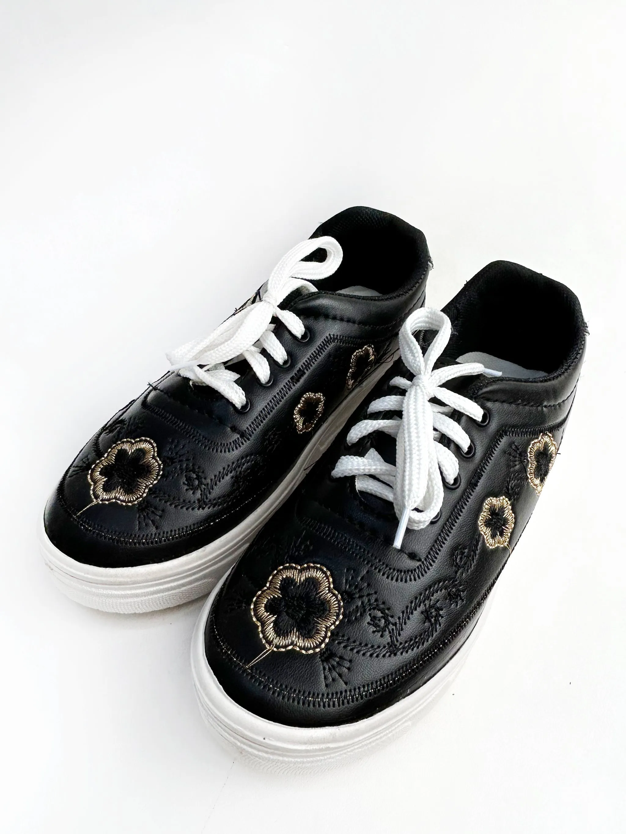 Black Sneakers For Women/Girls GWS08